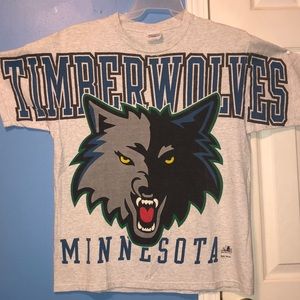 Vintage Minnesota Timberwolves Tshirt